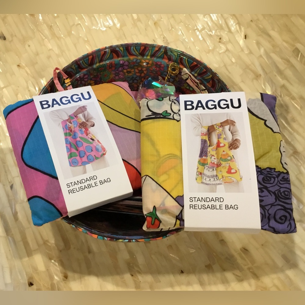 NWT 2 PIECE BUNDLE BAGGU TOTE BAGS STANDARD SIZE PATISSERIE & APPLES AND BANANAS